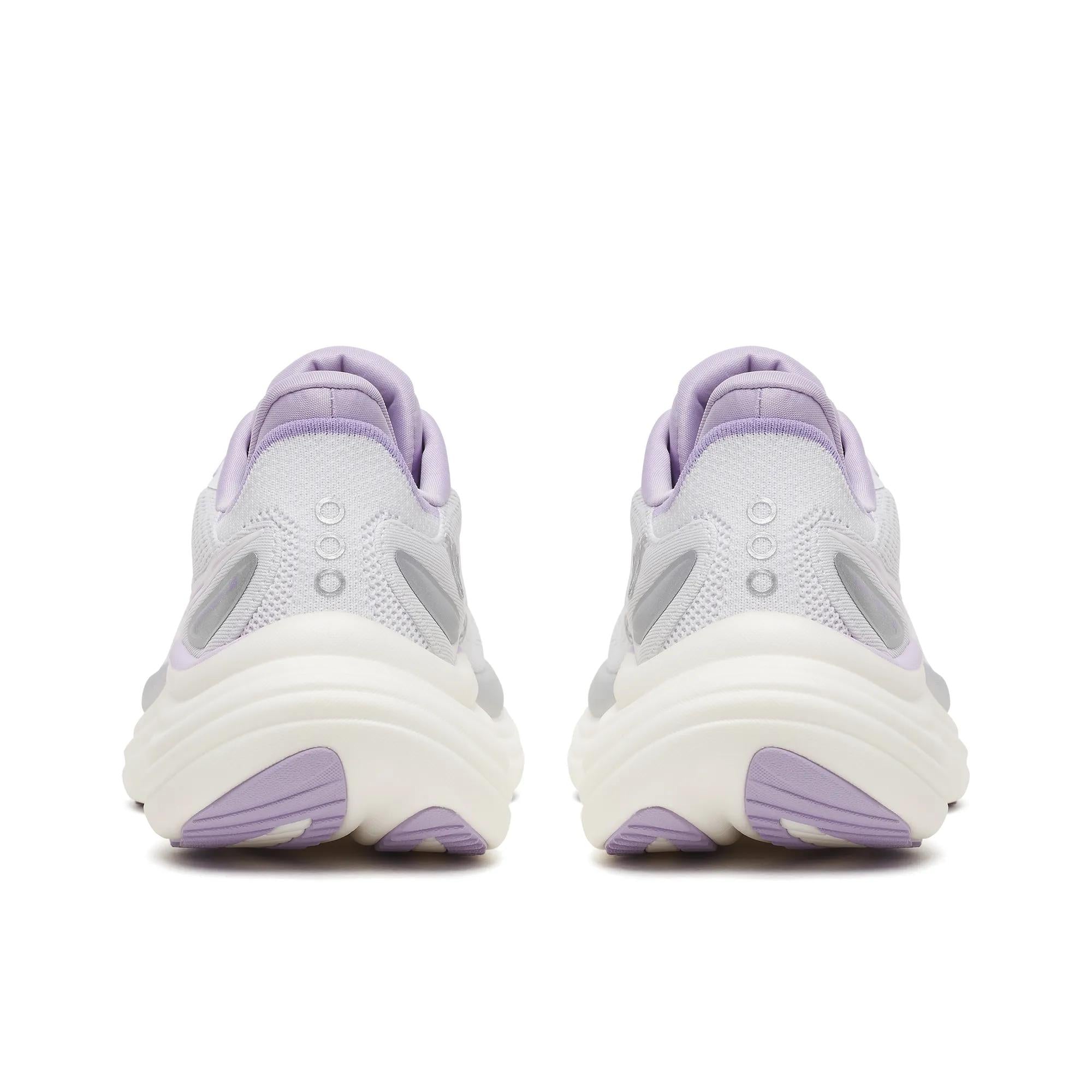 Women's Saucony Triumph 24