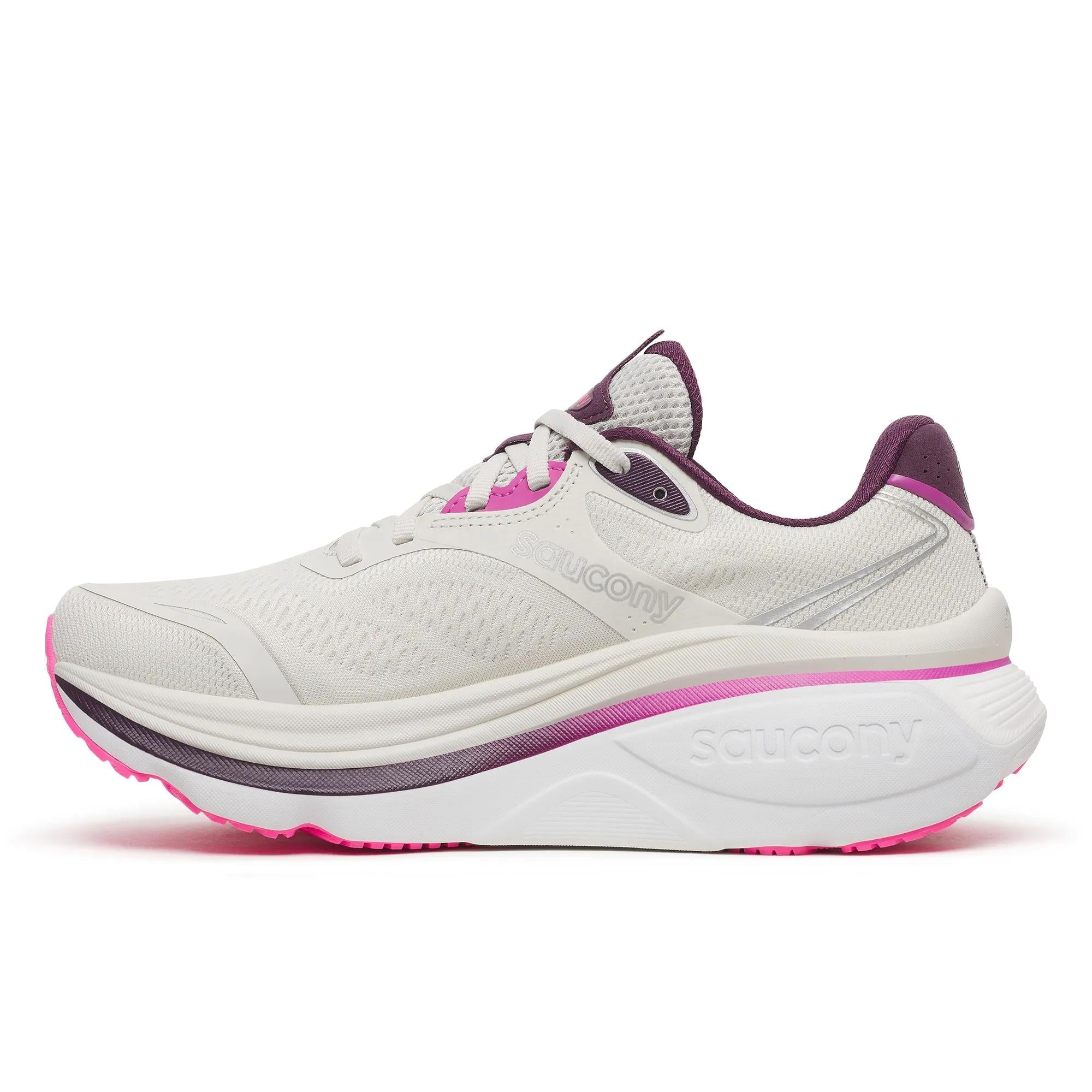 Women's Saucony Hurricane 26