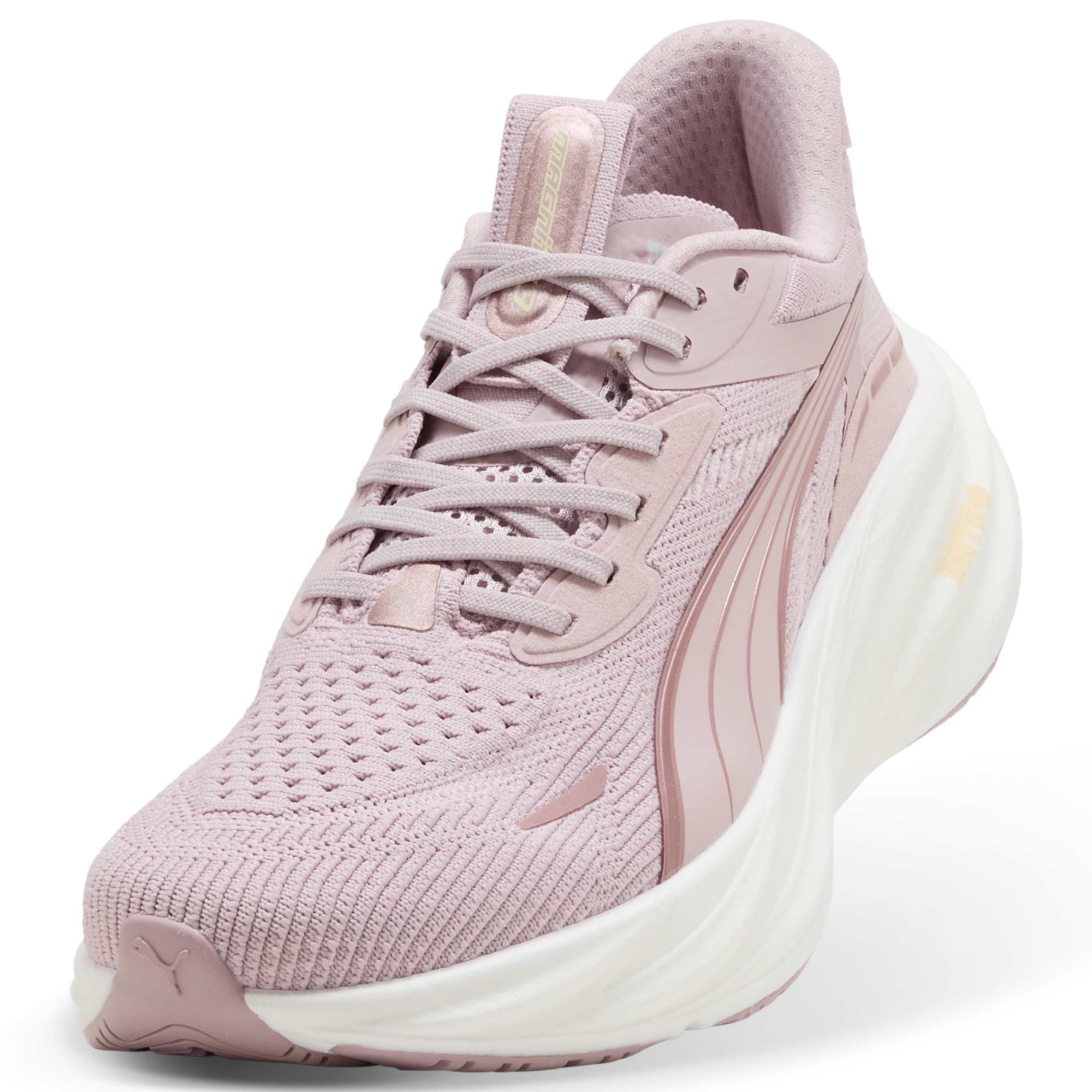 Women's Puma Magnify NITRO 3